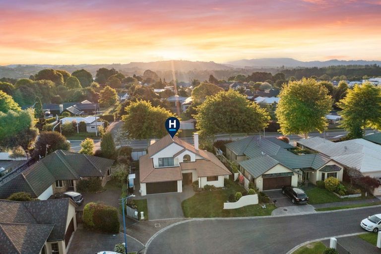 Photo of property in 12 Doneraille Place, Bethlehem, Tauranga, 3110