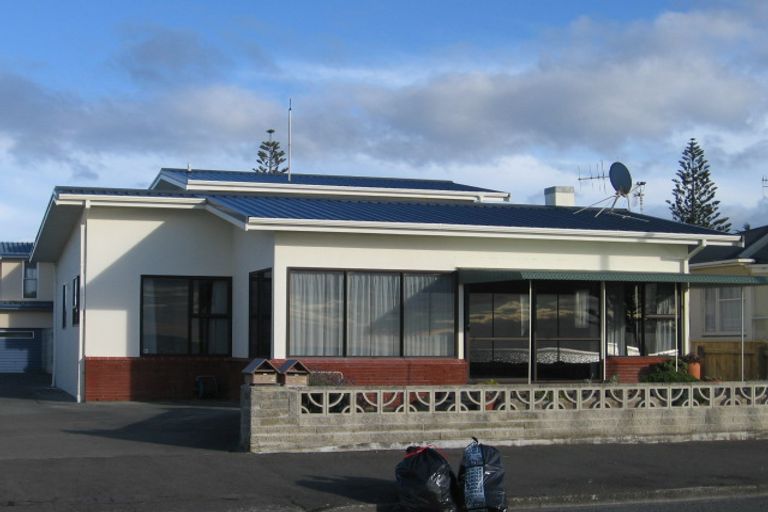 Photo of property in 42 The Esplanade, Westshore, Napier, 4110