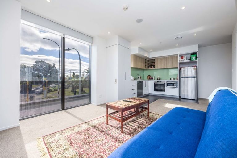 Photo of property in 103/1 Buscomb Avenue, Henderson, Auckland, 0610