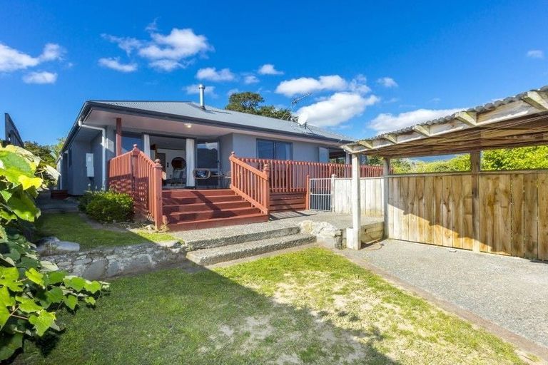 Photo of property in 3 Sunnyview Drive, Brown Owl, Upper Hutt, 5018