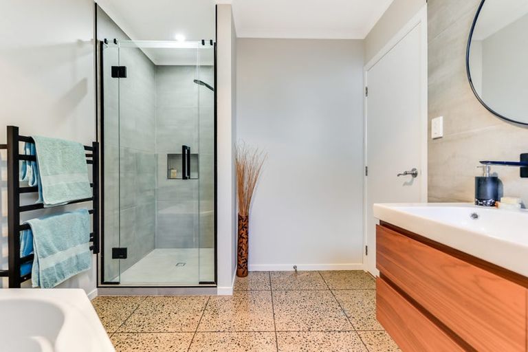 Photo of property in 7 Greenfield Drive, Western Heights, Hamilton, 3200