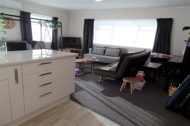 Photo of property in 99 Jonathon Street, Brookfield, Tauranga, 3110