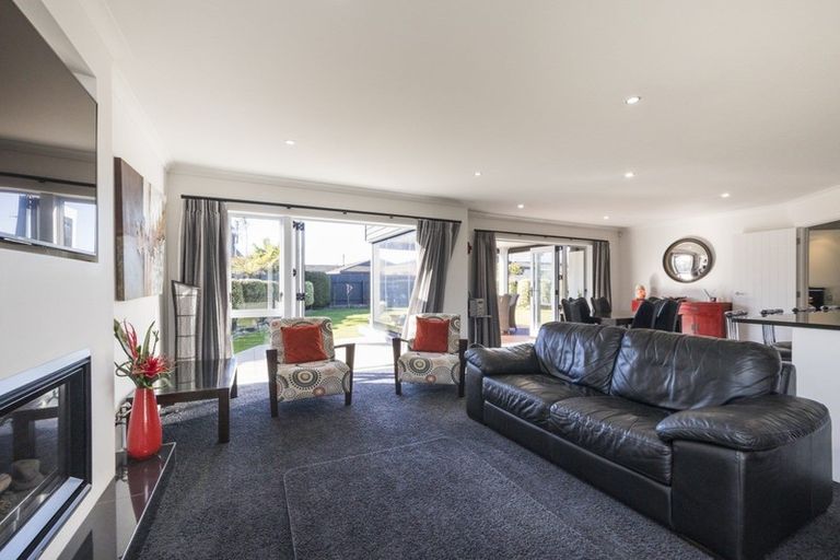 Photo of property in 14 Doncaster Court, Awapuni, Palmerston North, 4412
