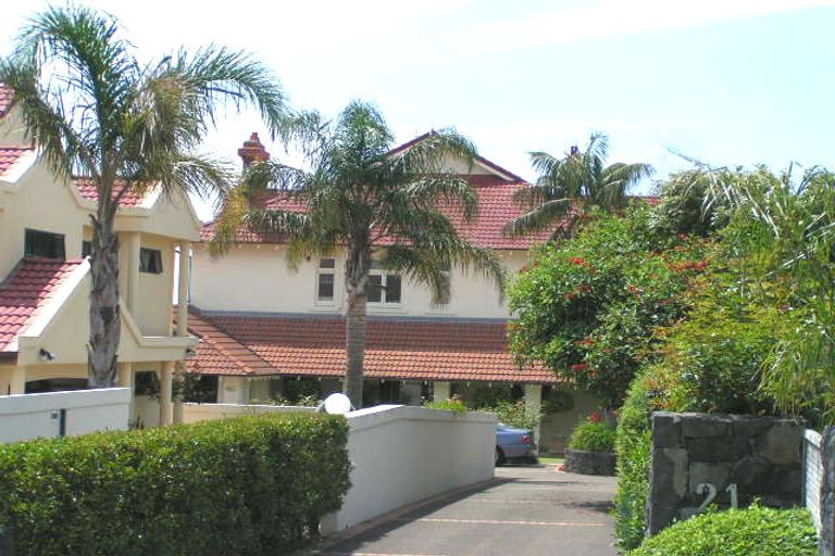 Photo of property in 21 William Street, Takapuna, Auckland, 0622