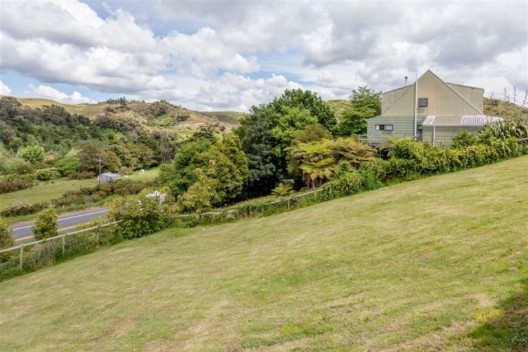 Photo of property in 22 Woodstock Avenue, Karangahake, Paeroa, 3674