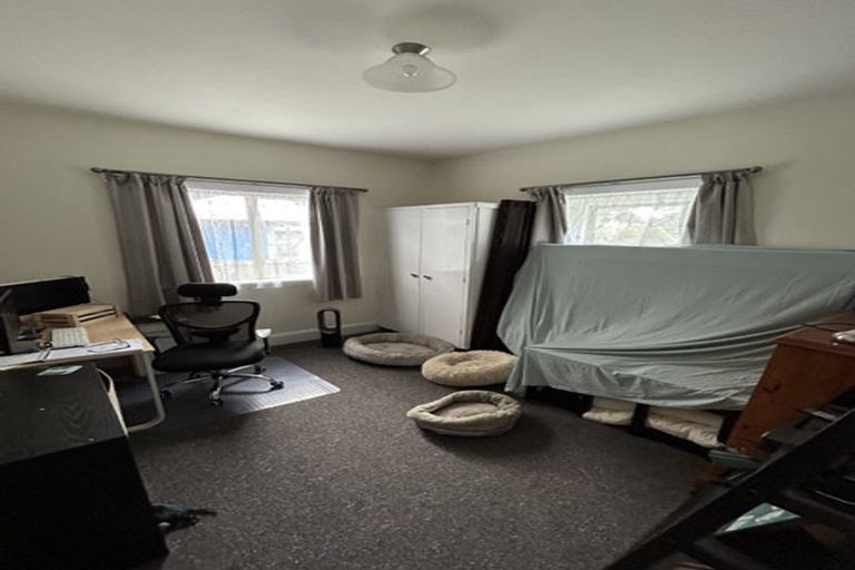 Photo of property in 222 Keyes Road, New Brighton, Christchurch, 8083