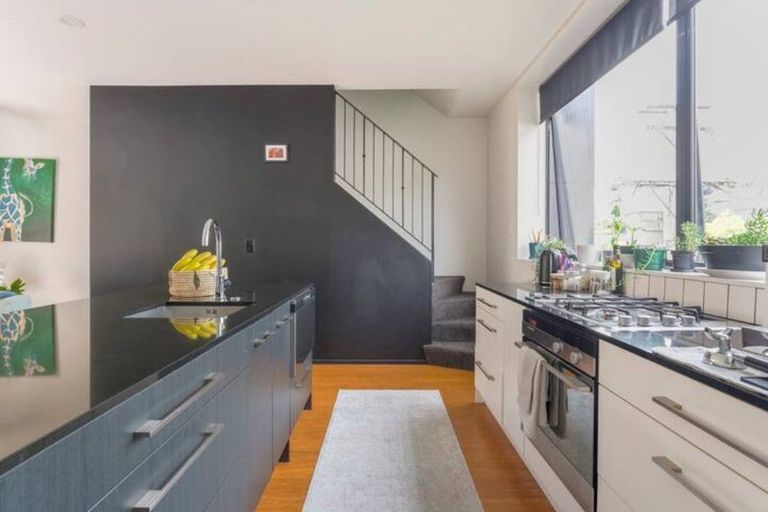Photo of property in 3/4 Fitzroy Street, Ponsonby, Auckland, 1021