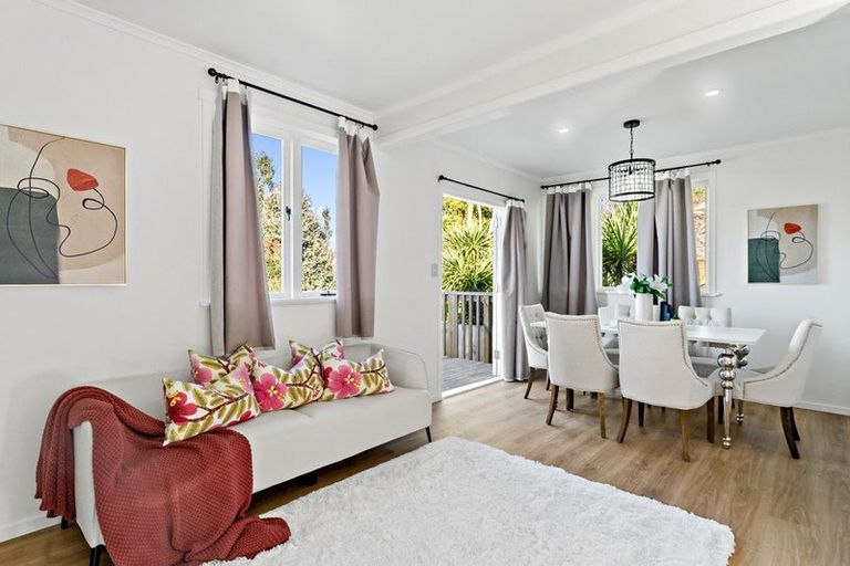 Photo of property in 34 Cassino Street, Bayswater, Auckland, 0622