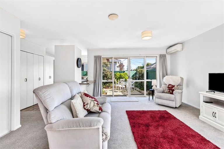 Photo of property in 2/9 Marsden Road, Stoke, Nelson, 7011