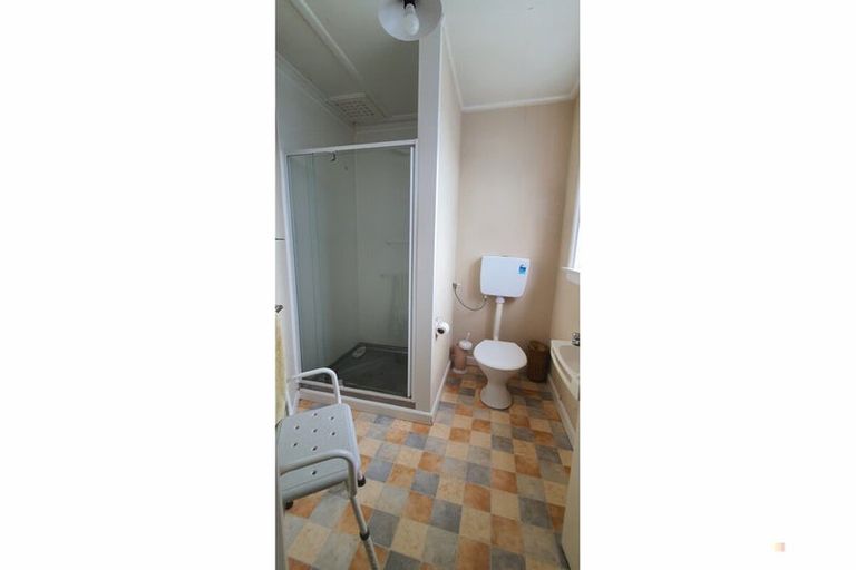 Photo of property in 53 Rhodes Street, Waimate, 7924