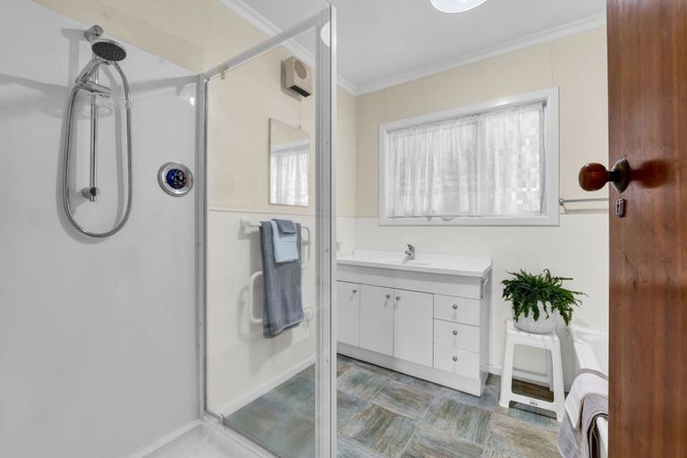 Photo of property in 53a Doralto Road, Frankleigh Park, New Plymouth, 4310