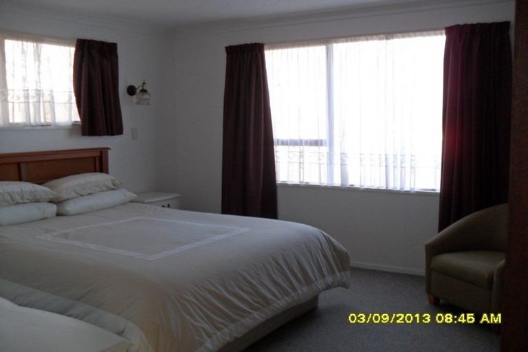 Photo of property in 29 Te Maru Place, Redwood, Christchurch, 8051