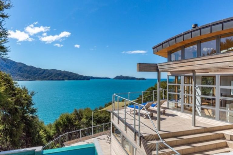 Photo of property in 179 Tokongawa Drive, Kaiteriteri, Motueka, 7197