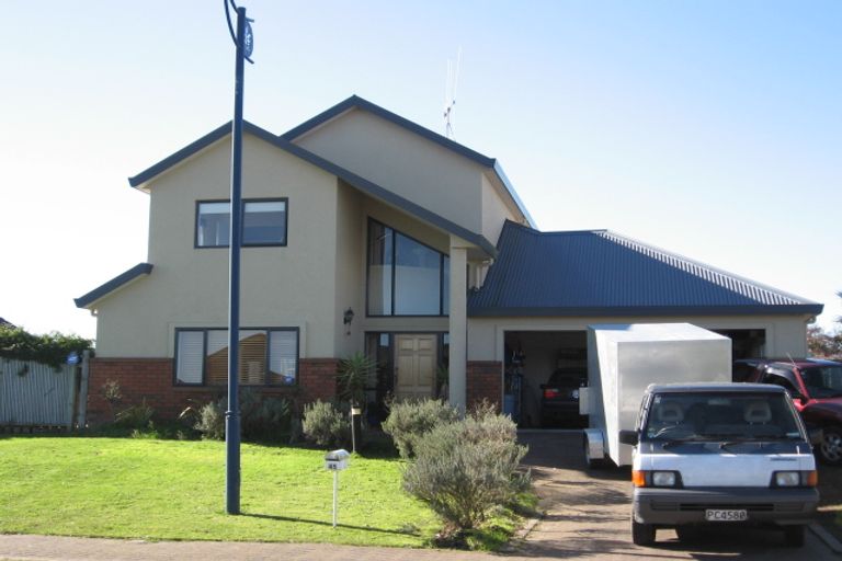 Photo of property in 45 Nielsen Gardens, Rototuna, Hamilton, 3210