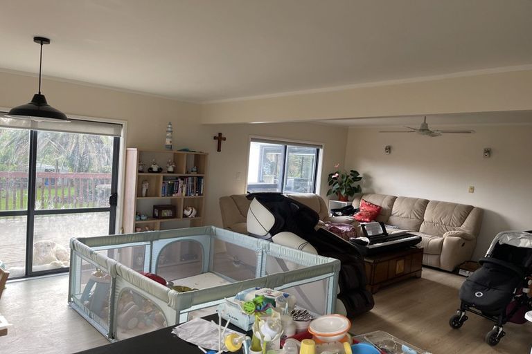 Photo of property in 15 Punga Road, Whenuapai, Auckland, 0618