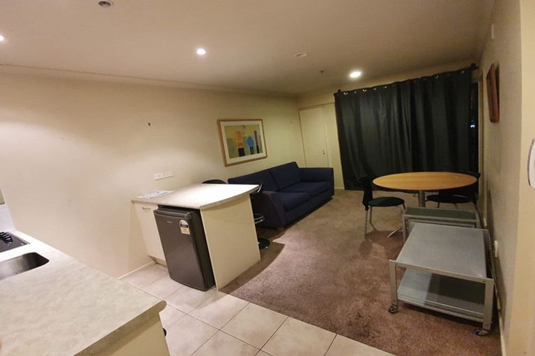 Photo of property in The Rennaissance, 10h/18 Ronwood Avenue, Manukau, Auckland, 2104