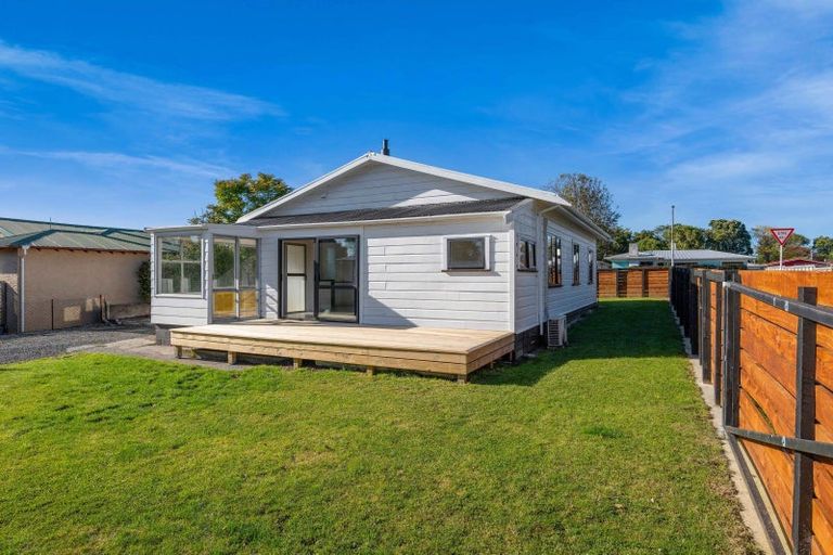 Photo of property in 22 Olivia Street, Stratford, 4332