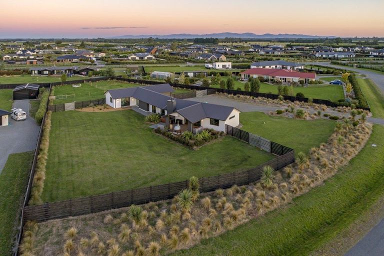 Photo of property in 10 Braeburn Crescent, Swannanoa, Kaiapoi, 7692