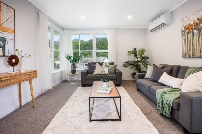 Photo of property in 1 Mahinawa Street, Takapuwahia, Porirua, 5022