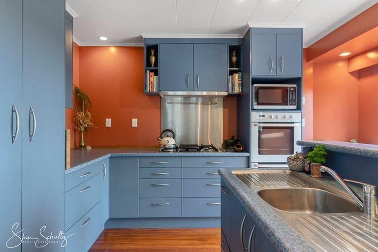 Photo of property in 7 Griffin Road, Maungaturoto, 0520