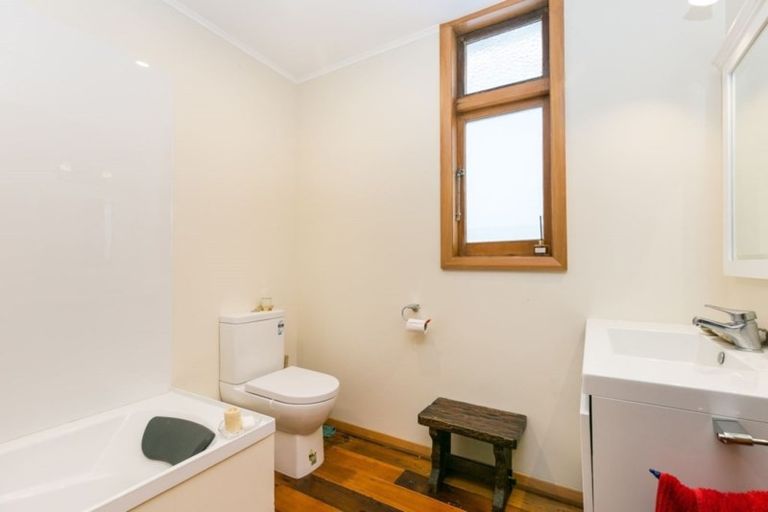 Photo of property in 6 Weld Street, Wadestown, Wellington, 6012