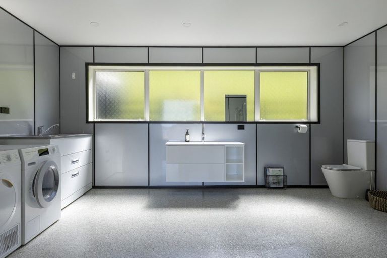 Photo of property in 28 Te Moenga Park, Acacia Bay, Taupo, 3330