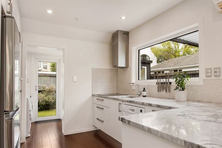 Photo of property in 5/17 Stoneyhurst Street, St Albans, Christchurch, 8014