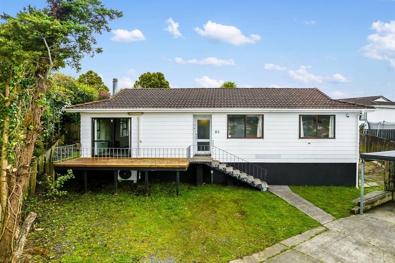 Photo of property in 64 Sunvue Road, Glen Eden, Auckland, 0602