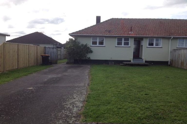 Photo of property in 5-7 Esk Street, Roslyn, Palmerston North, 4414