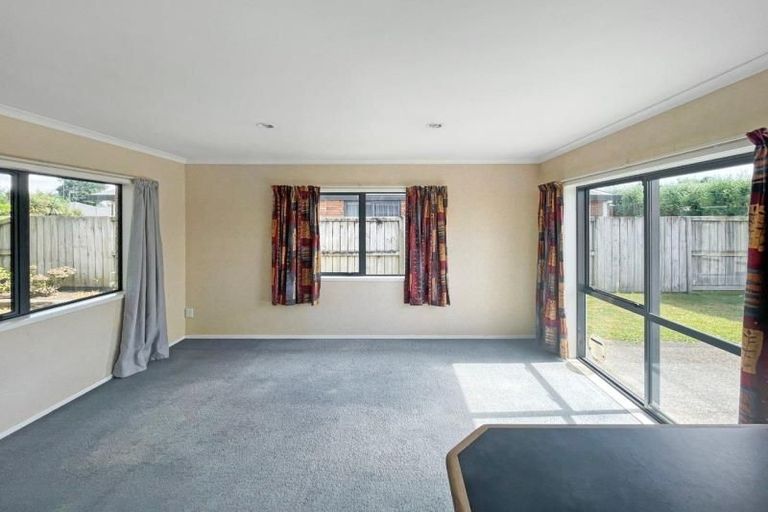 Photo of property in 10 Mckenzie Place, Rototuna North, Hamilton, 3210