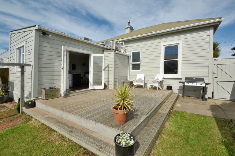 Photo of property in 21 Atkinson Street, South Dunedin, Dunedin, 9012