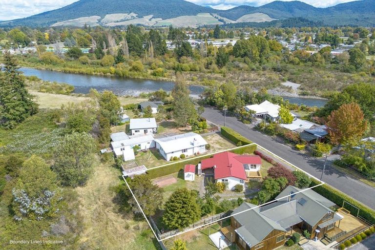 Photo of property in 69 Te Herekiekie Street, Turangi, 3334