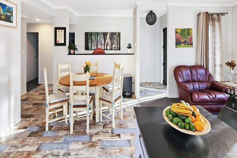 Photo of property in 93 Te Kio Crescent, Papamoa Beach, Papamoa, 3118