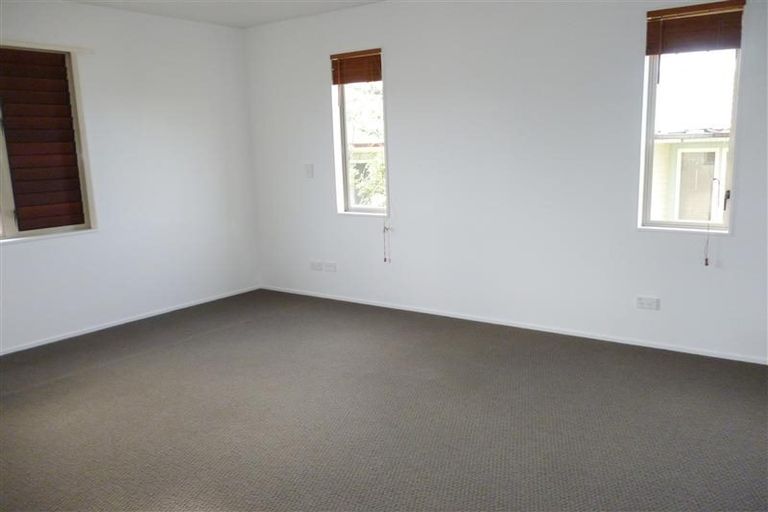 Photo of property in 10a Evan Street, Belmont, Auckland, 0622