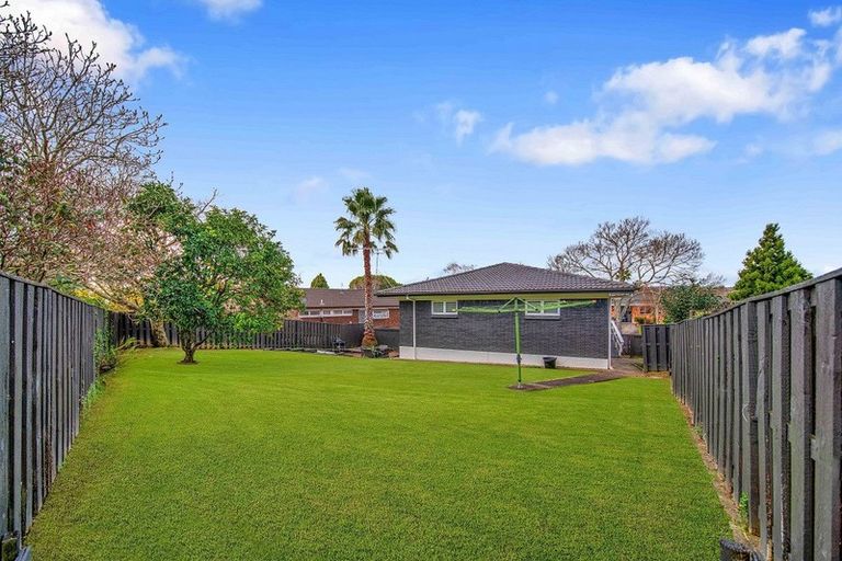 Photo of property in 59 Ray Small Drive, Pahurehure, Papakura, 2113