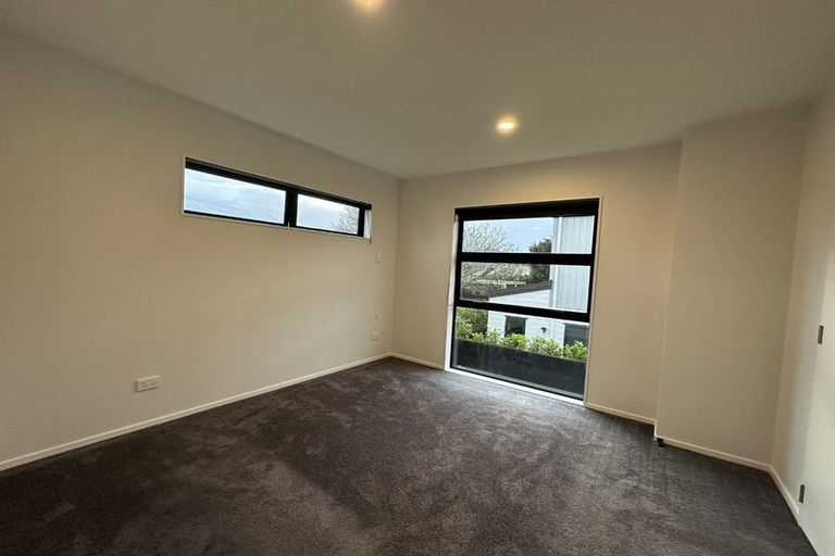 Photo of property in 7/89 Beach Road, Te Atatu Peninsula, 0610