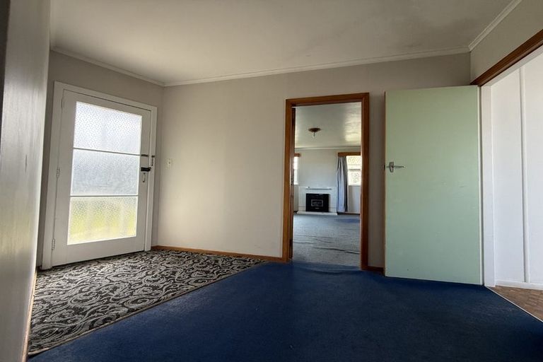 Photo of property in 9 Locket Road, Glenfield, Auckland, 0629