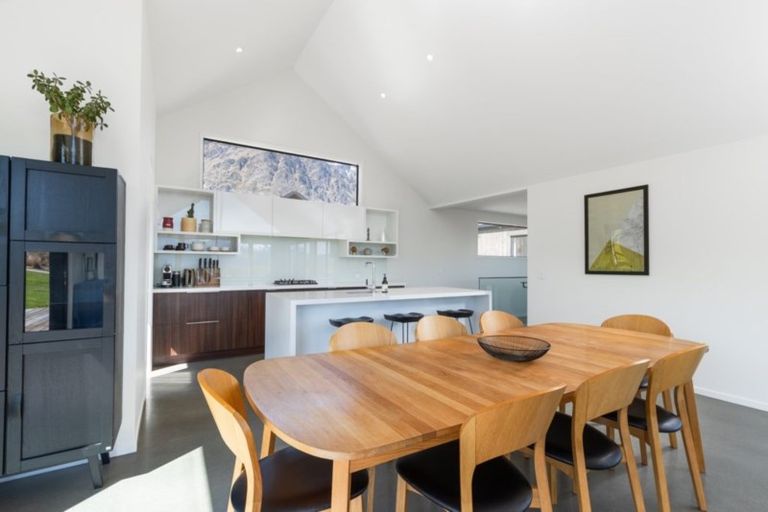 Photo of property in 35 Jacks Point Rise, Jacks Point, Queenstown, 9371