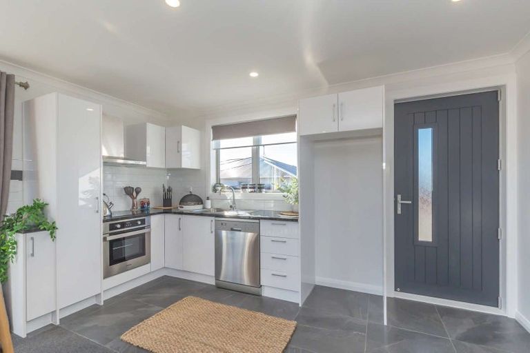 Photo of property in 87a Tiro Tiro Road, Levin, 5510