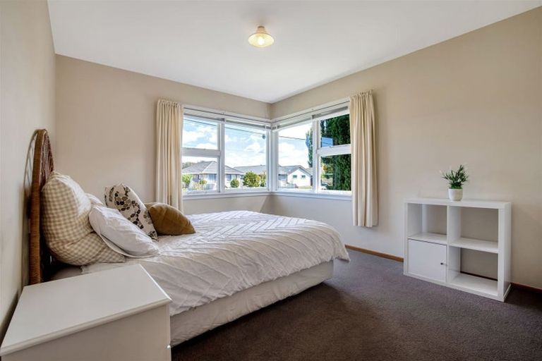 Photo of property in 74 Greenhaven Drive, Burwood, Christchurch, 8083