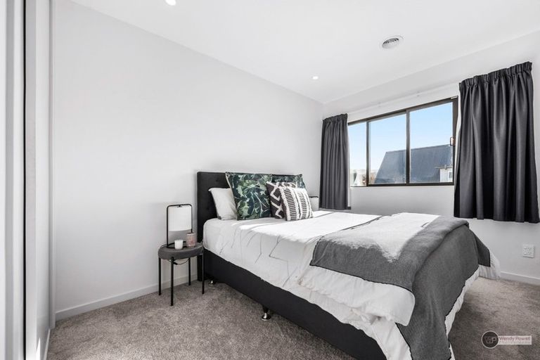 Photo of property in 28 Orr Crescent, Hutt Central, Lower Hutt, 5011