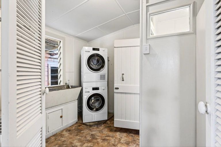 Photo of property in 11 Harris Street, Kaiti, Gisborne, 4010