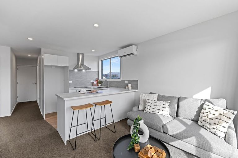 Photo of property in 8/112a Olliviers Road, Phillipstown, Christchurch, 8011