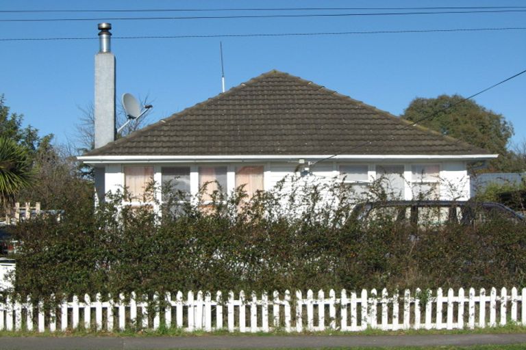 Photo of property in 24 Palmerston Road, Havelock North, 4130