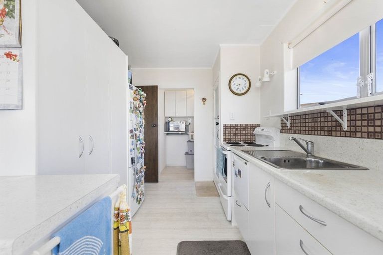 Photo of property in 80 Tuhikaramea Road, Dinsdale, Hamilton, 3204