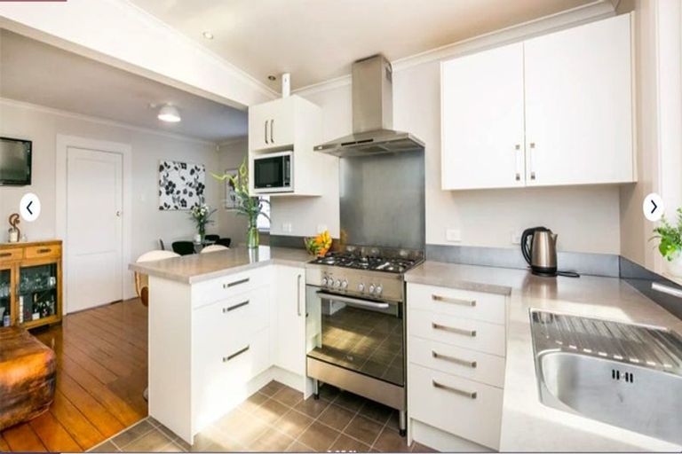 Photo of property in 53 Georges Drive, Napier South, Napier, 4110