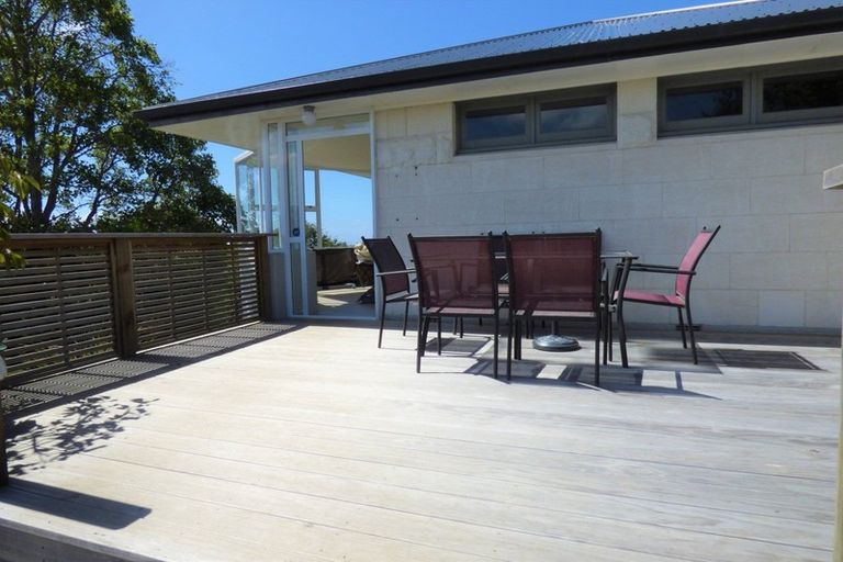 Photo of property in 6 Solway Street, Holmes Hill, Oamaru, 9401