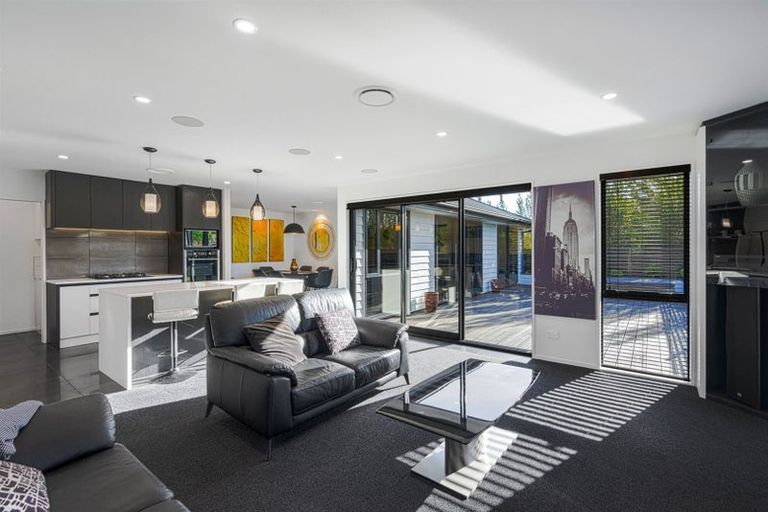 Photo of property in 38 Styx River Place, Spencerville, Christchurch, 8083