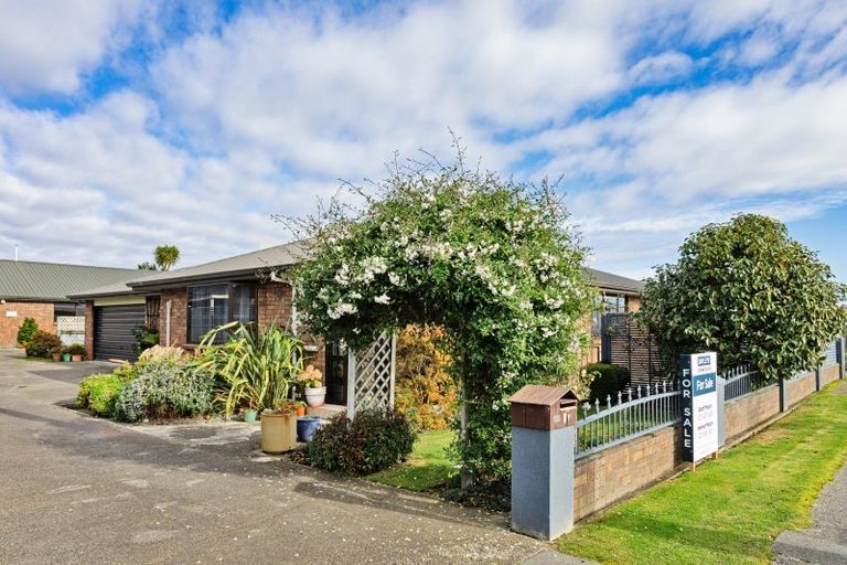 Photo of property in 37 Renfrew Street, Waikiwi, Invercargill, 9810