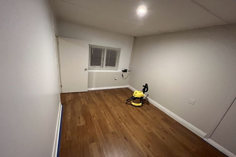 Photo of property in 6 Brighton Terrace, Murrays Bay, Auckland, 0630